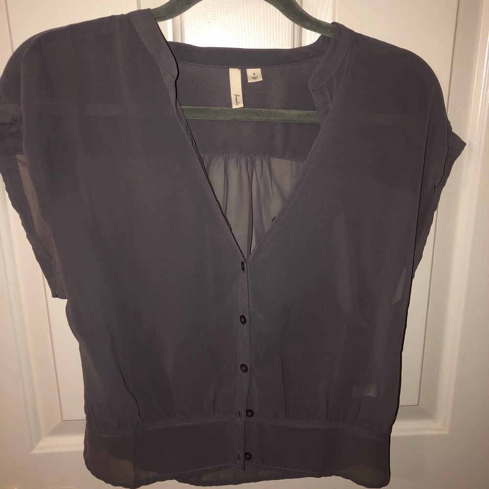 Barely worn // Women’s button up sheer blouse